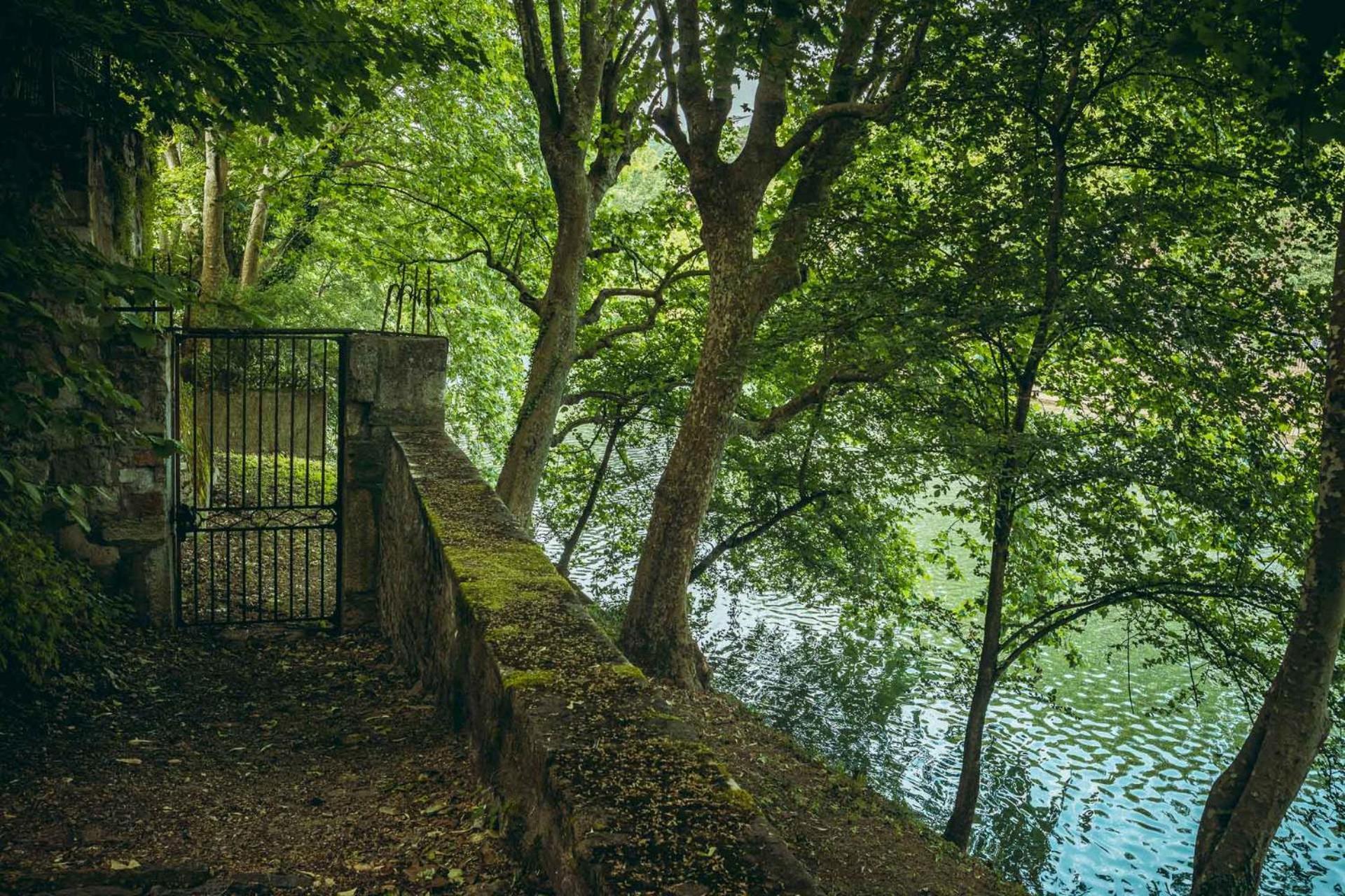 Les Suites De L'Ile Barbe リヨン エクステリア 写真